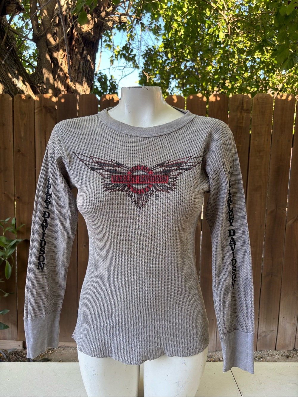 1980s Vintage Harley Davidson Waffle Thermal T-shirt size Small.